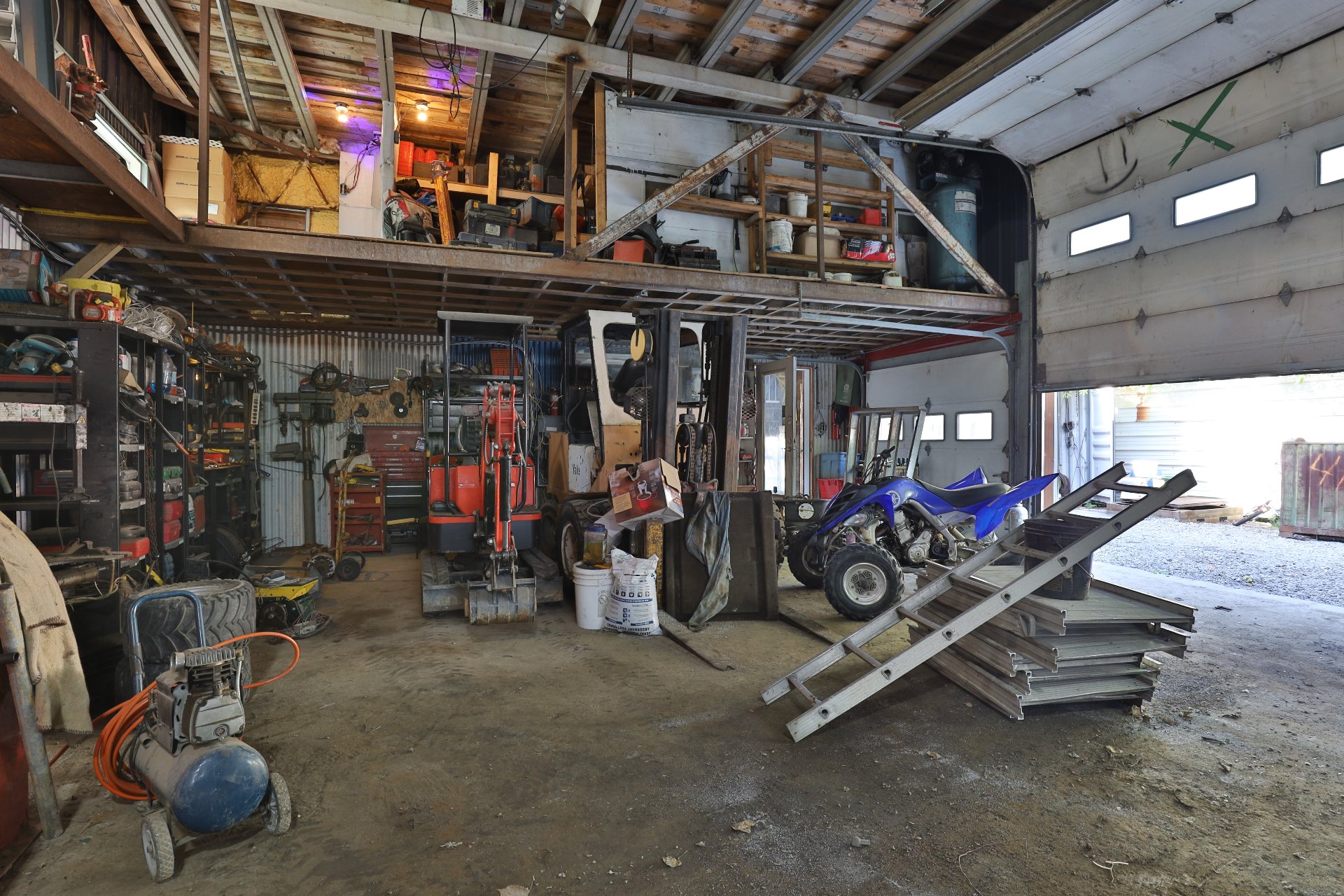 Garage
