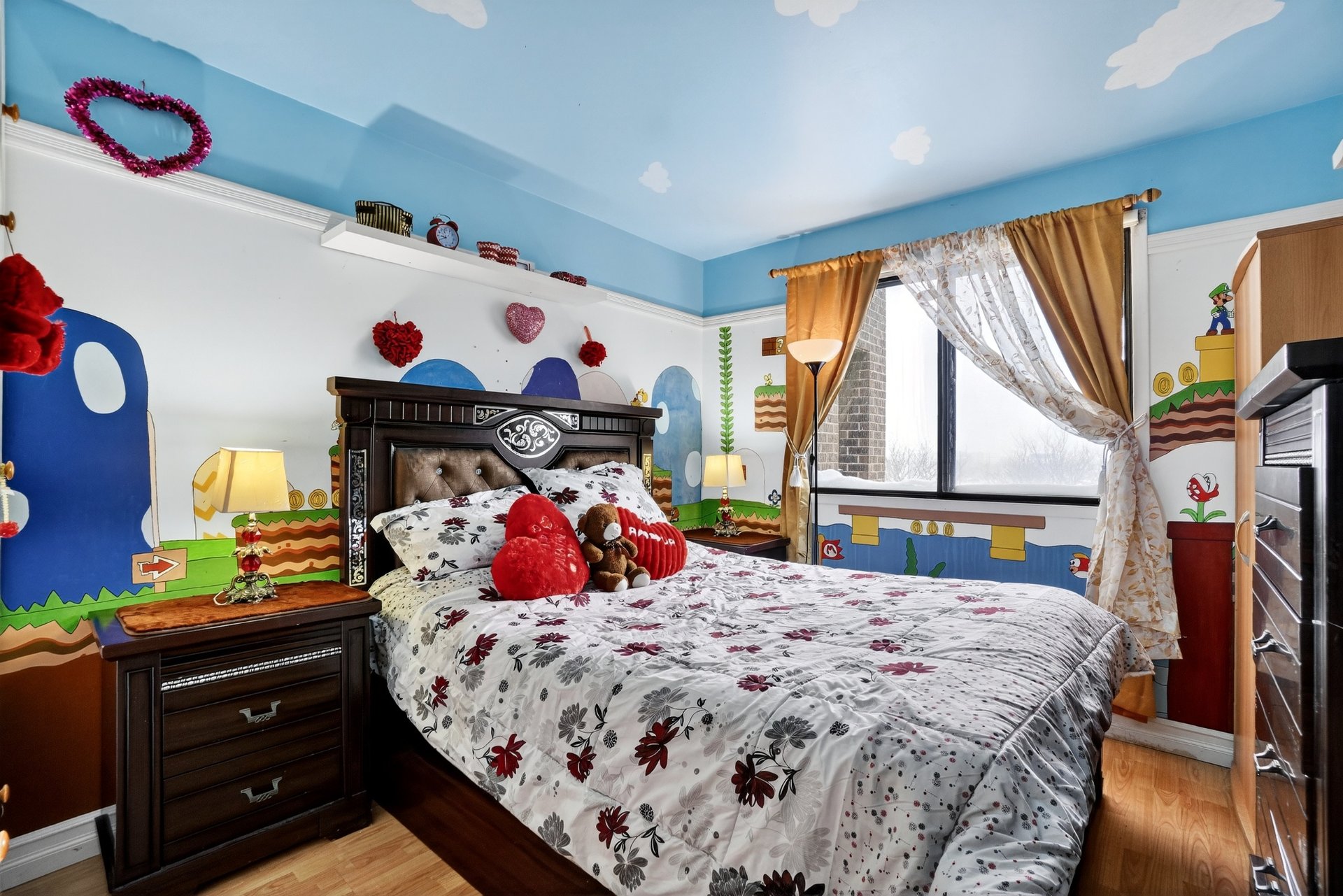 Primary bedroom