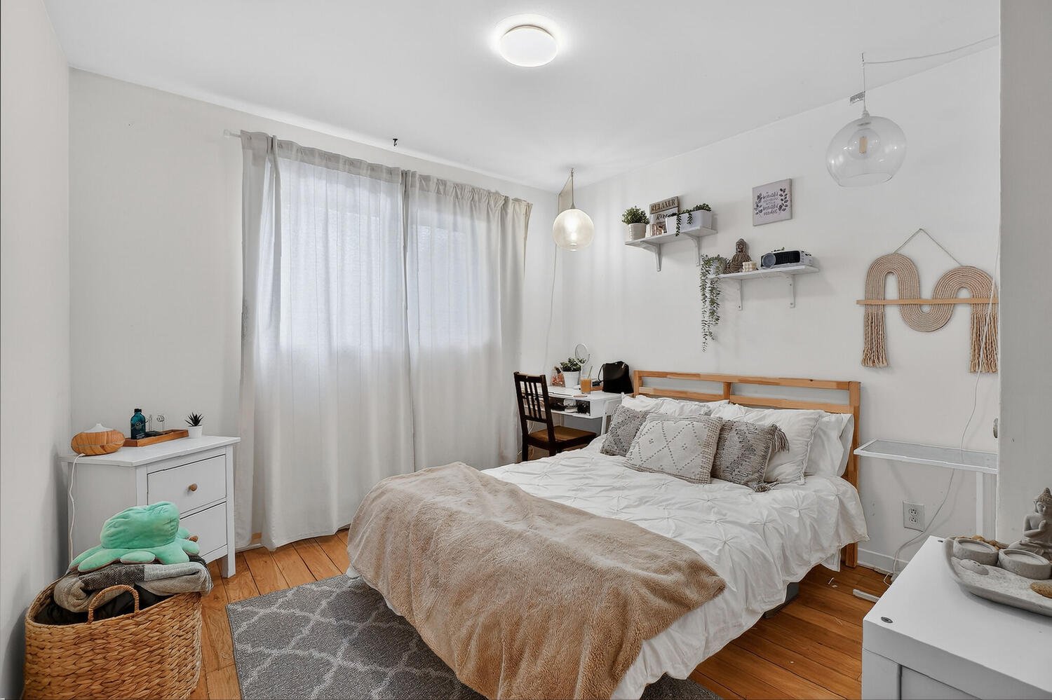 Logement 3 1/2 au 2555 - sous-sol