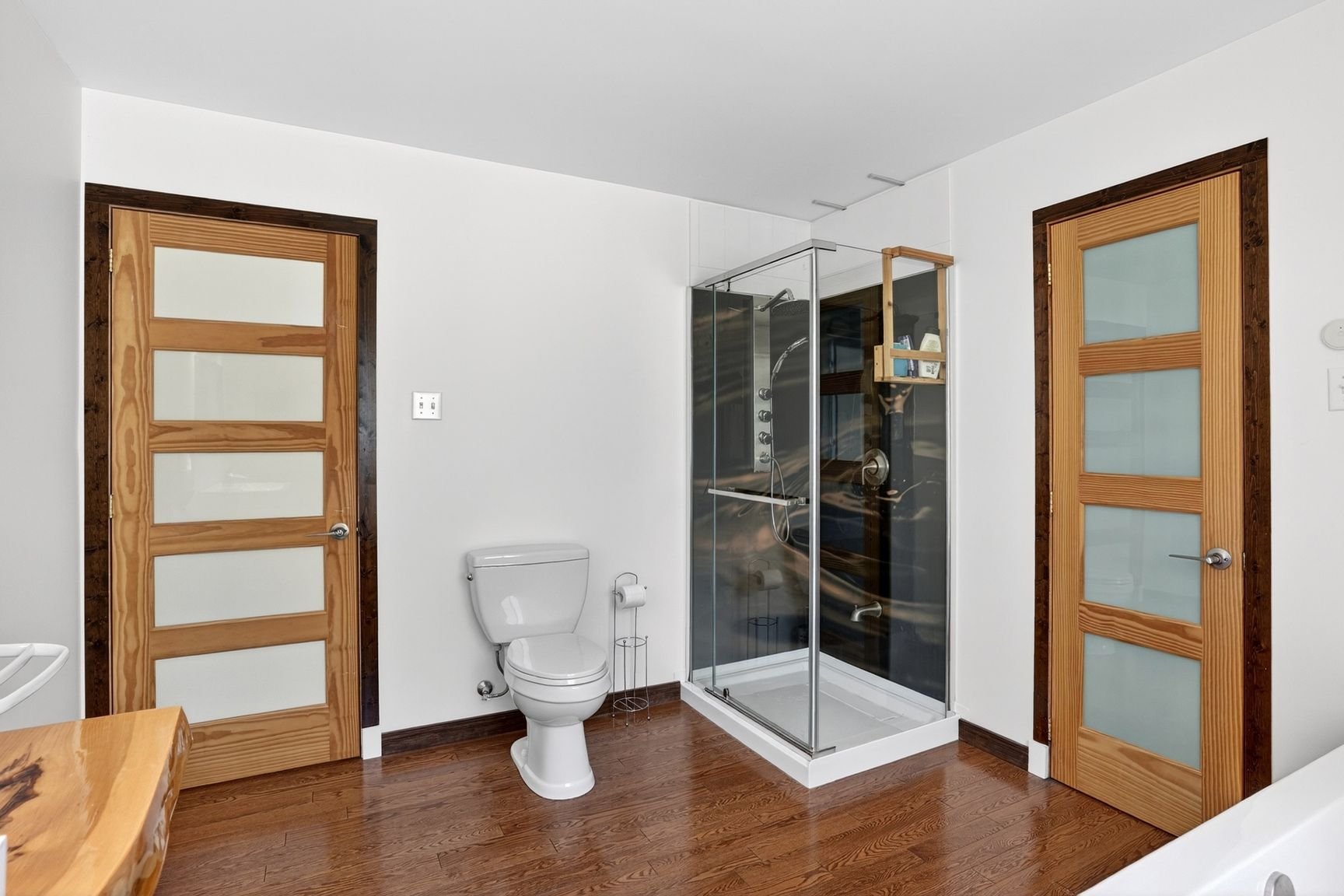 Salle de bains attenante à la CCP