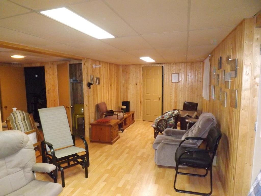 Salle familiale avant
