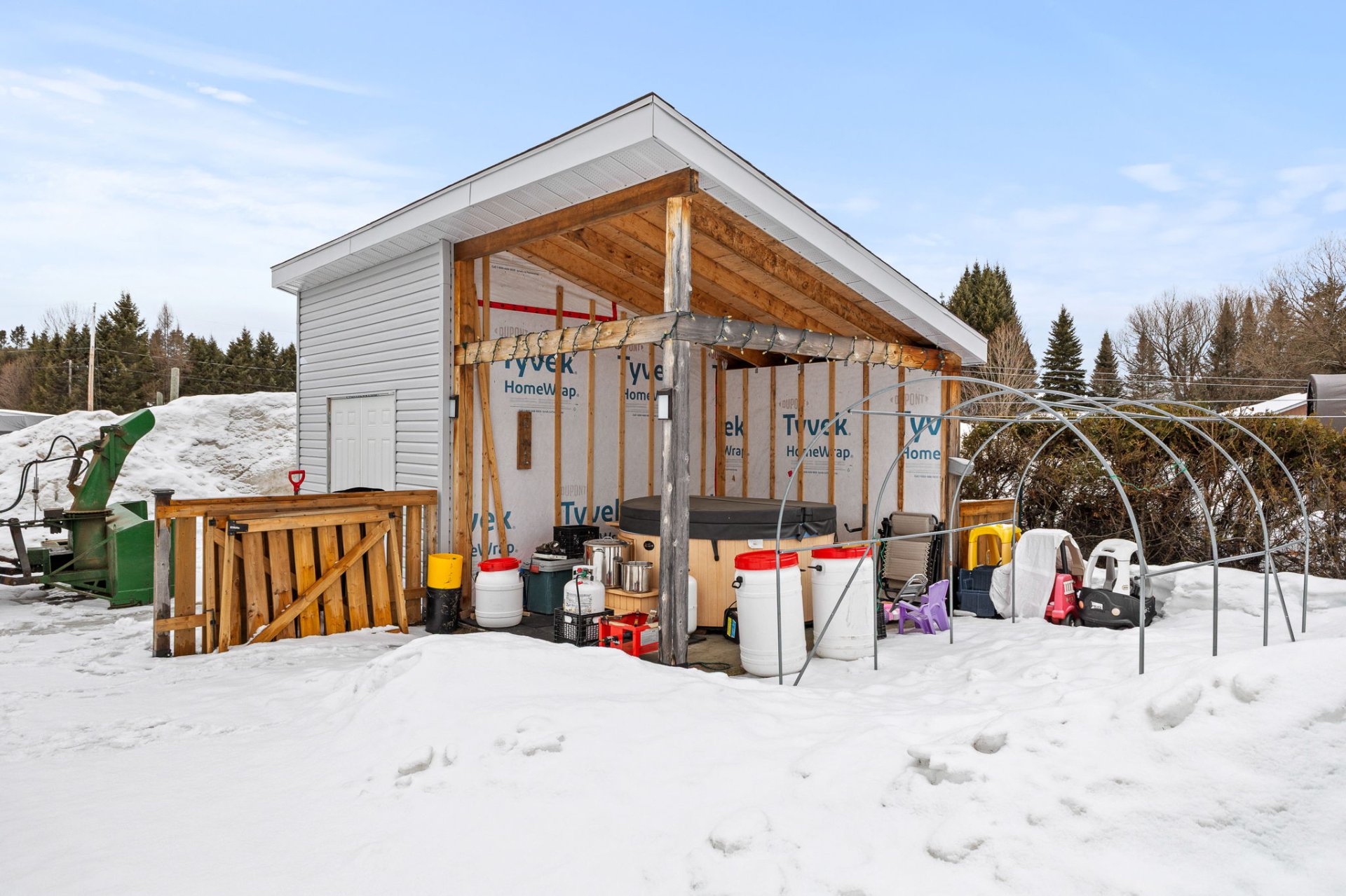 Shed