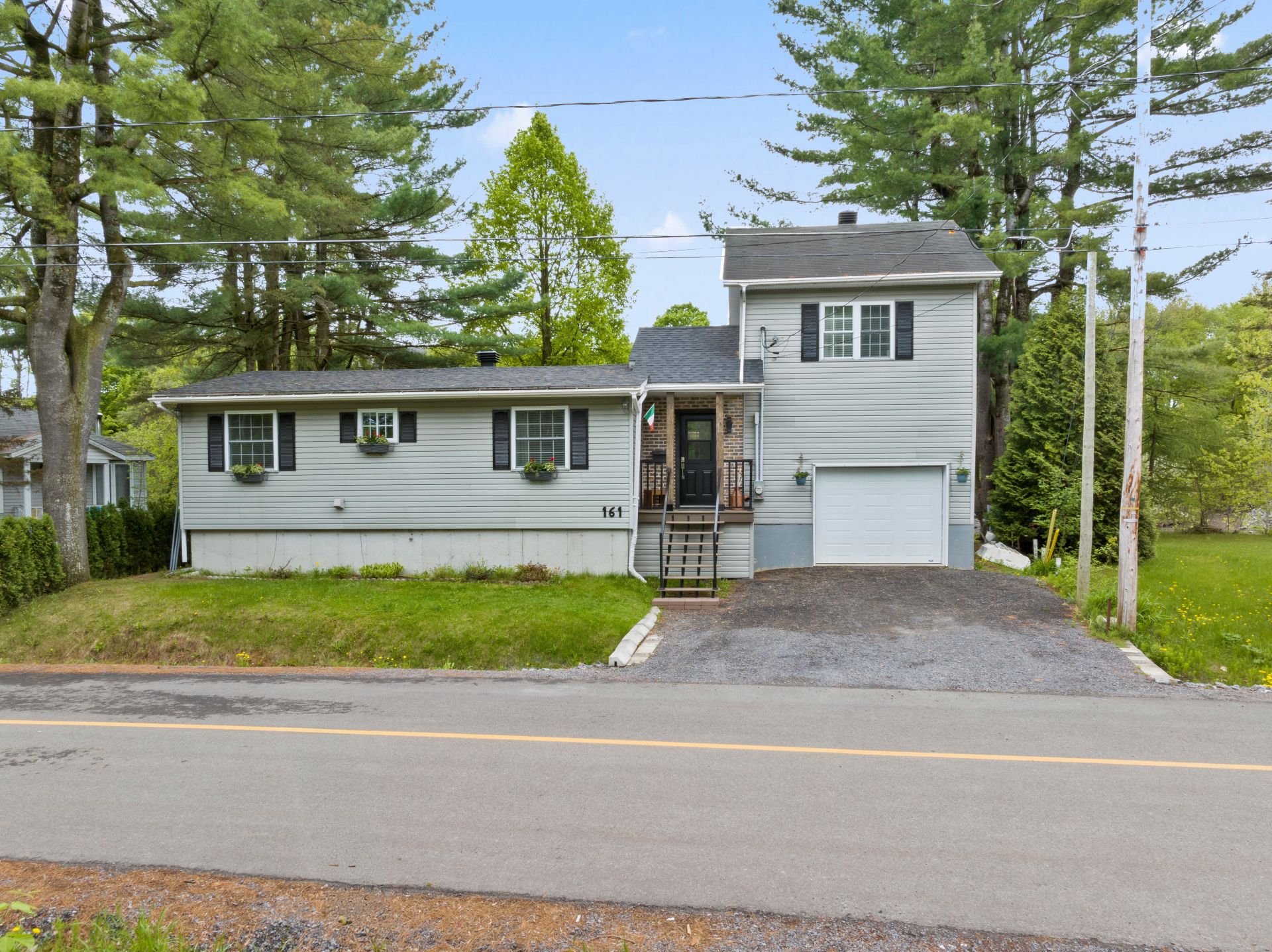 161, Av. Villeneuve — photo 1