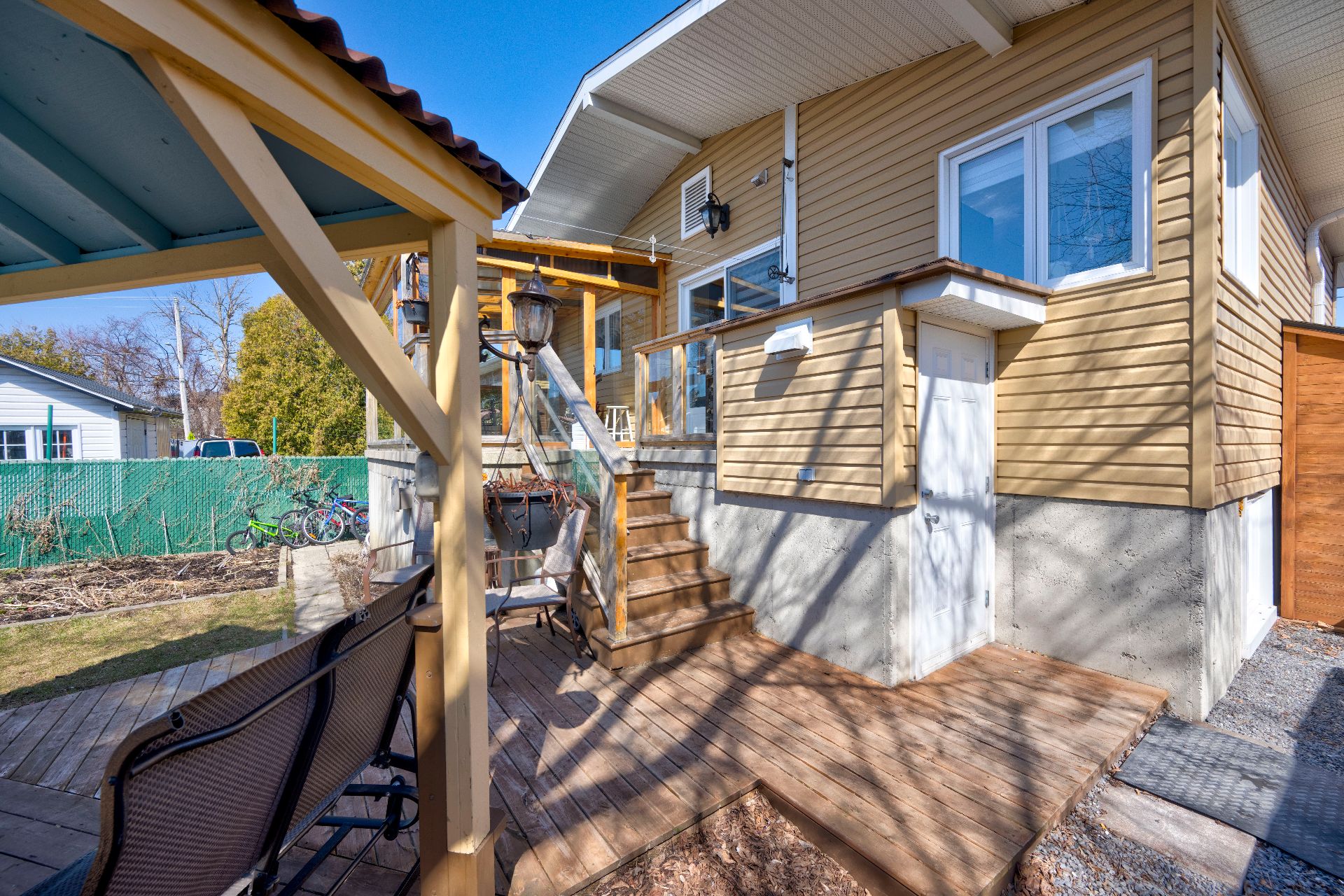 Entrée indépendante