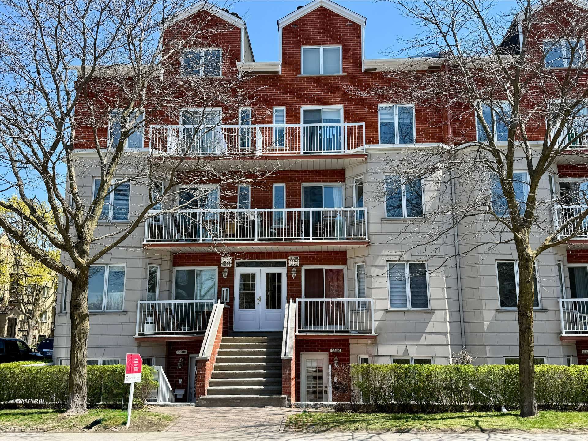 Façade