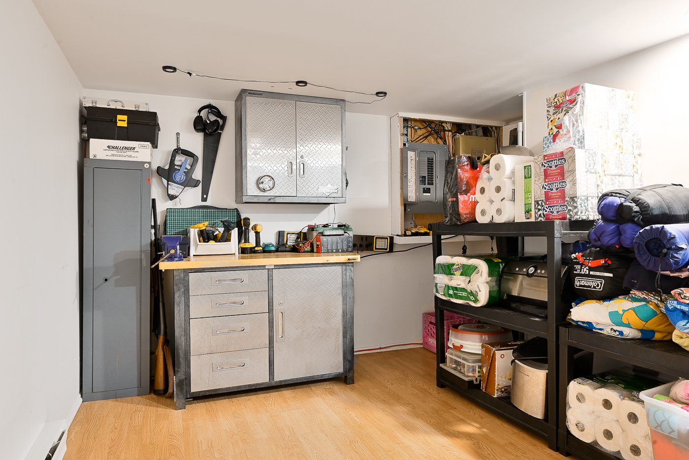 Plafond bas environ 6 1/2p