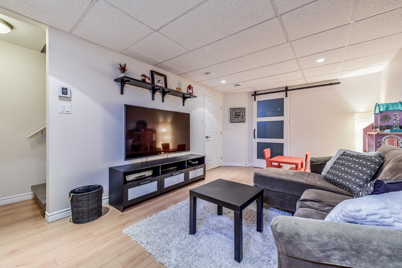 2e salon et salle de jeux