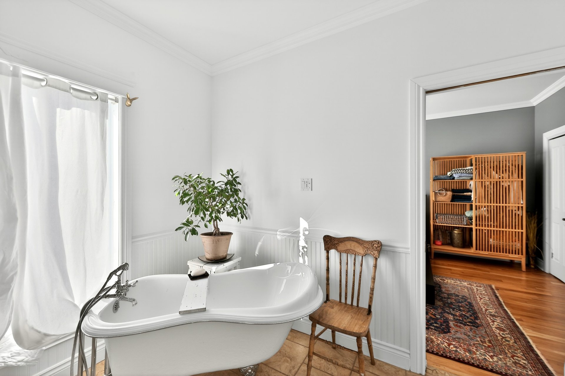 Salle de bains attenante à la CCP