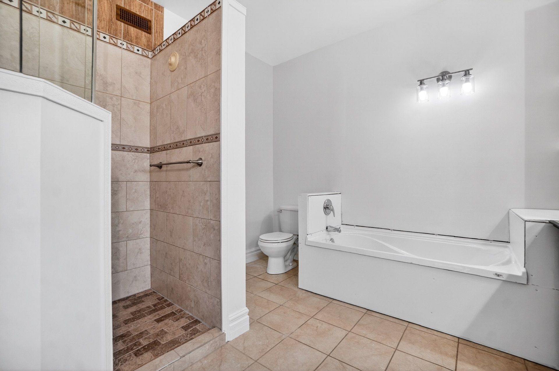Ensuite bathroom