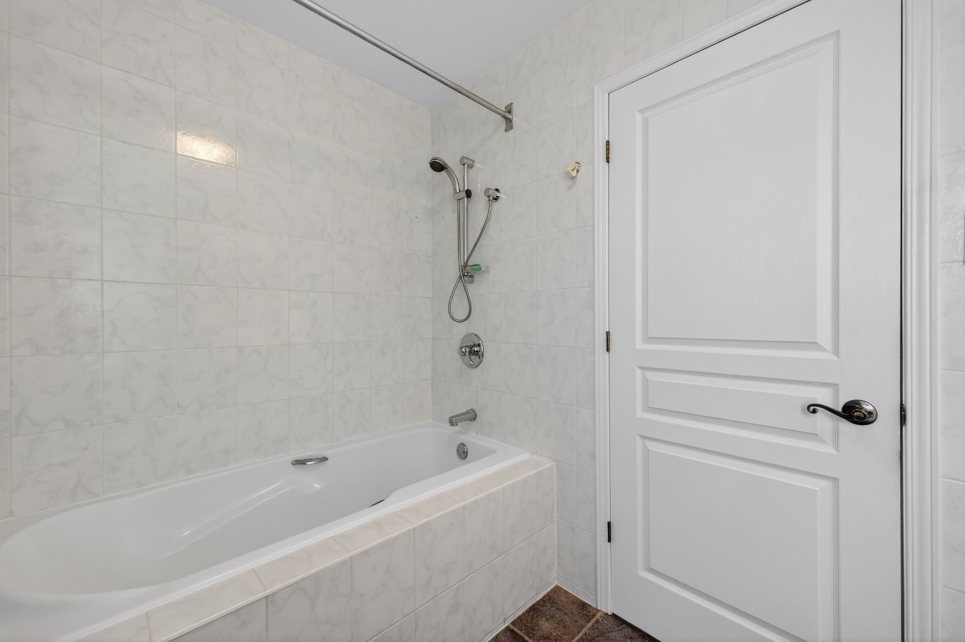 Salle de bains attenante à la CCP