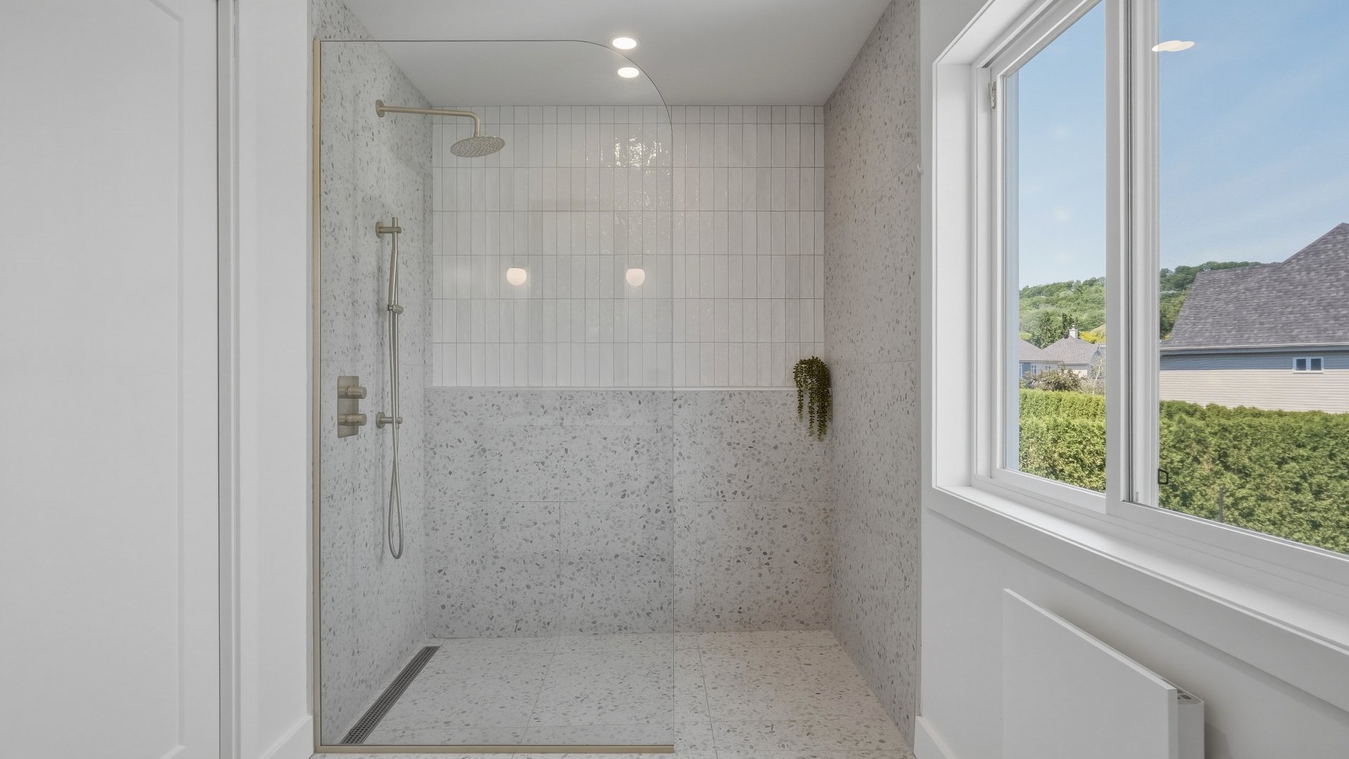 Ensuite bathroom