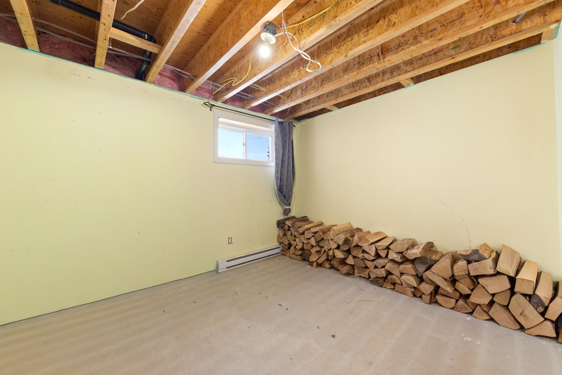 Utilisé comme rangement