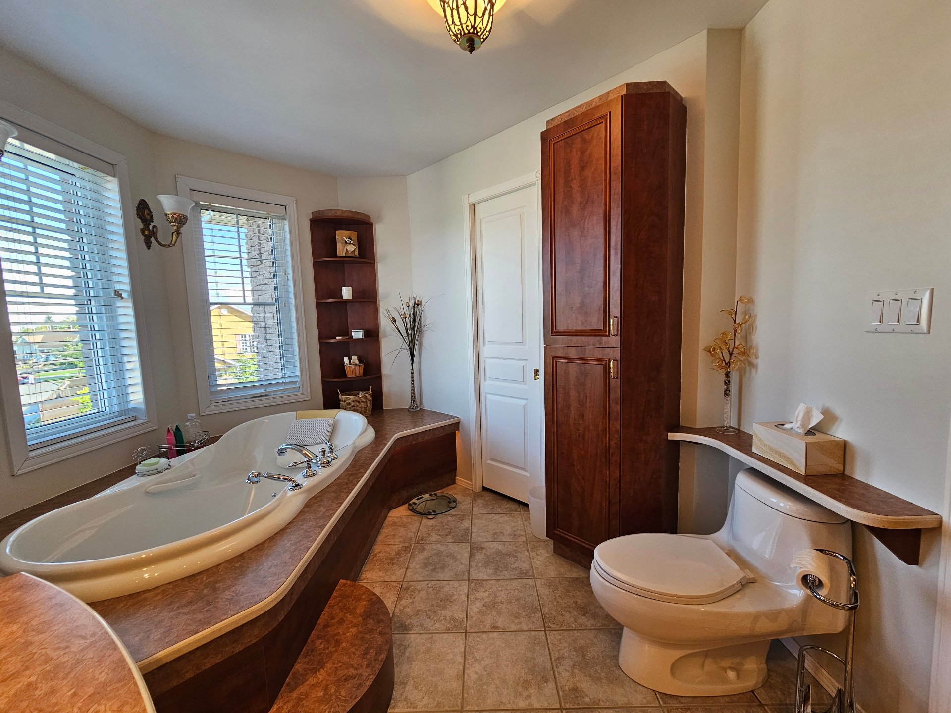 Ensuite bathroom