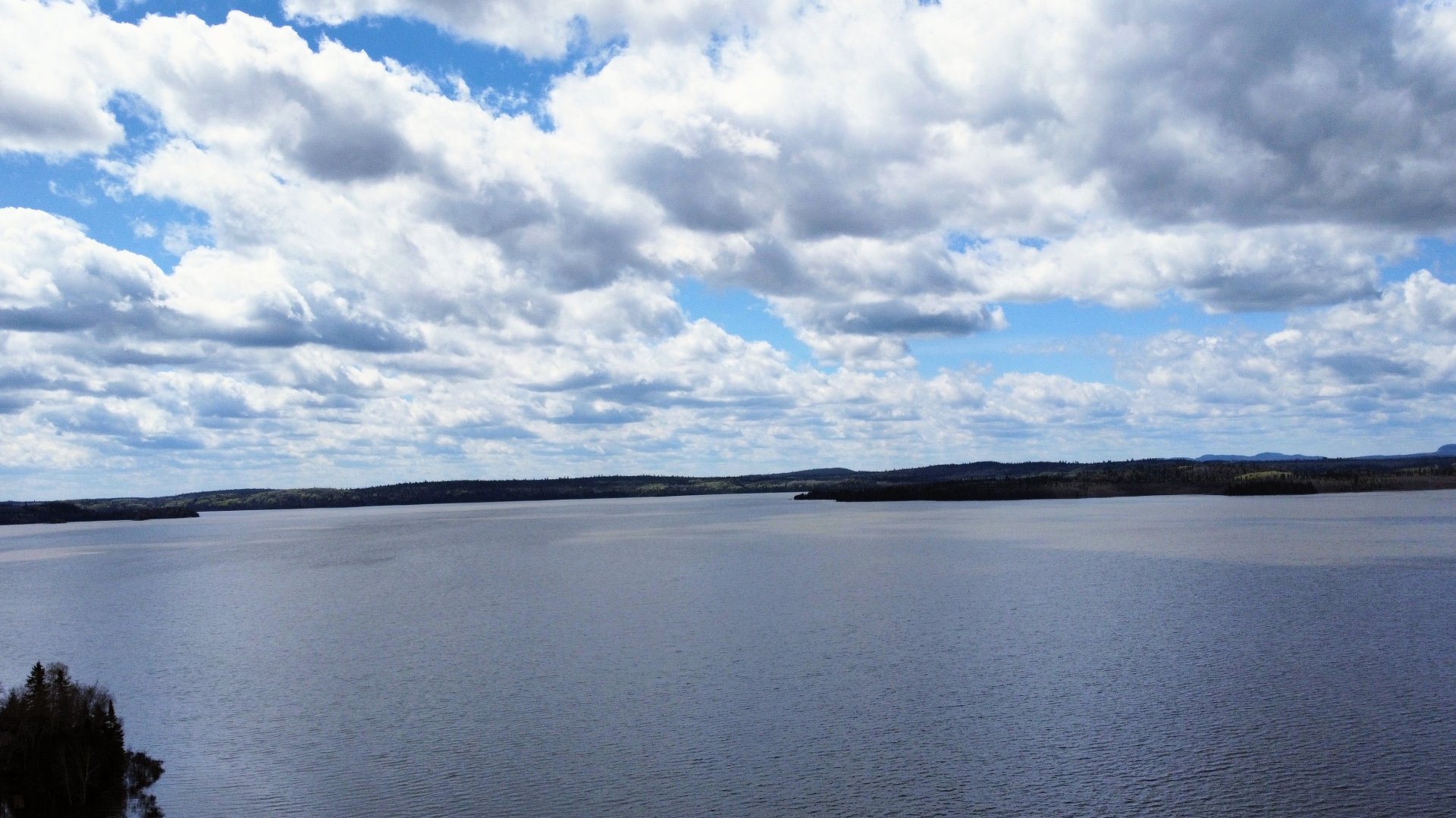 Vue sur l'eau