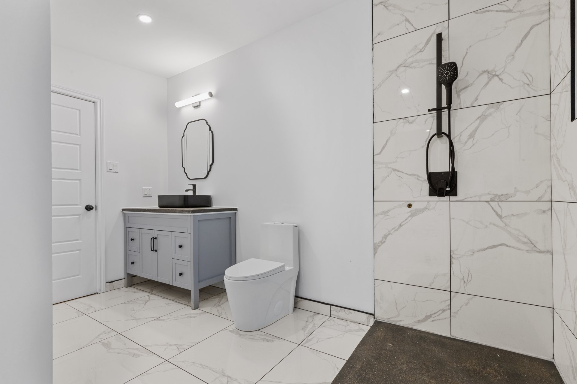 Salle de bains attenante à la CCP