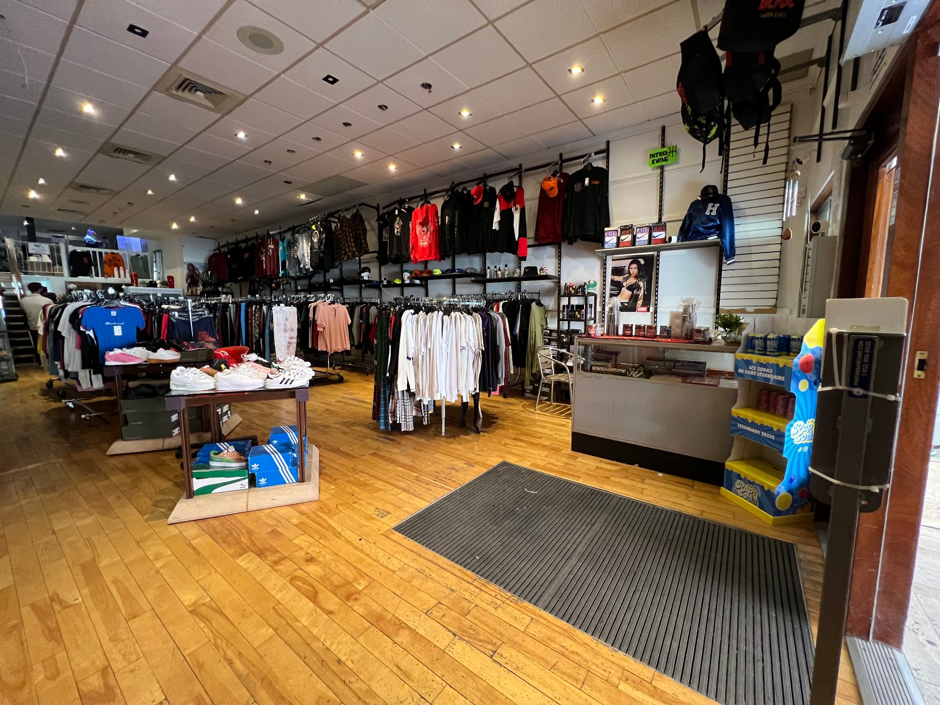 Commerce de détail (Rez-de-chaussée)