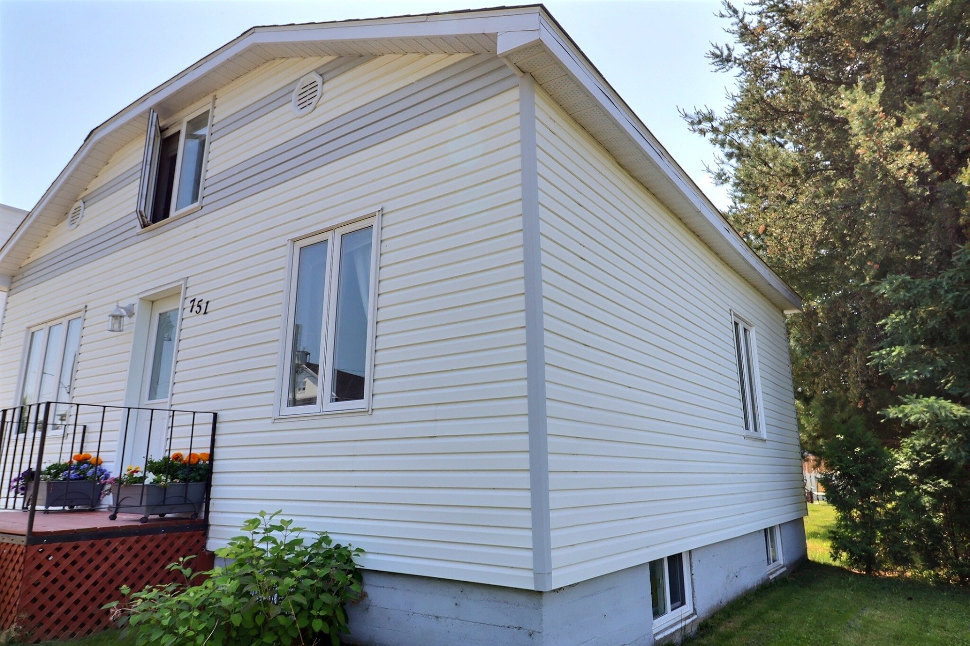 Extérieur