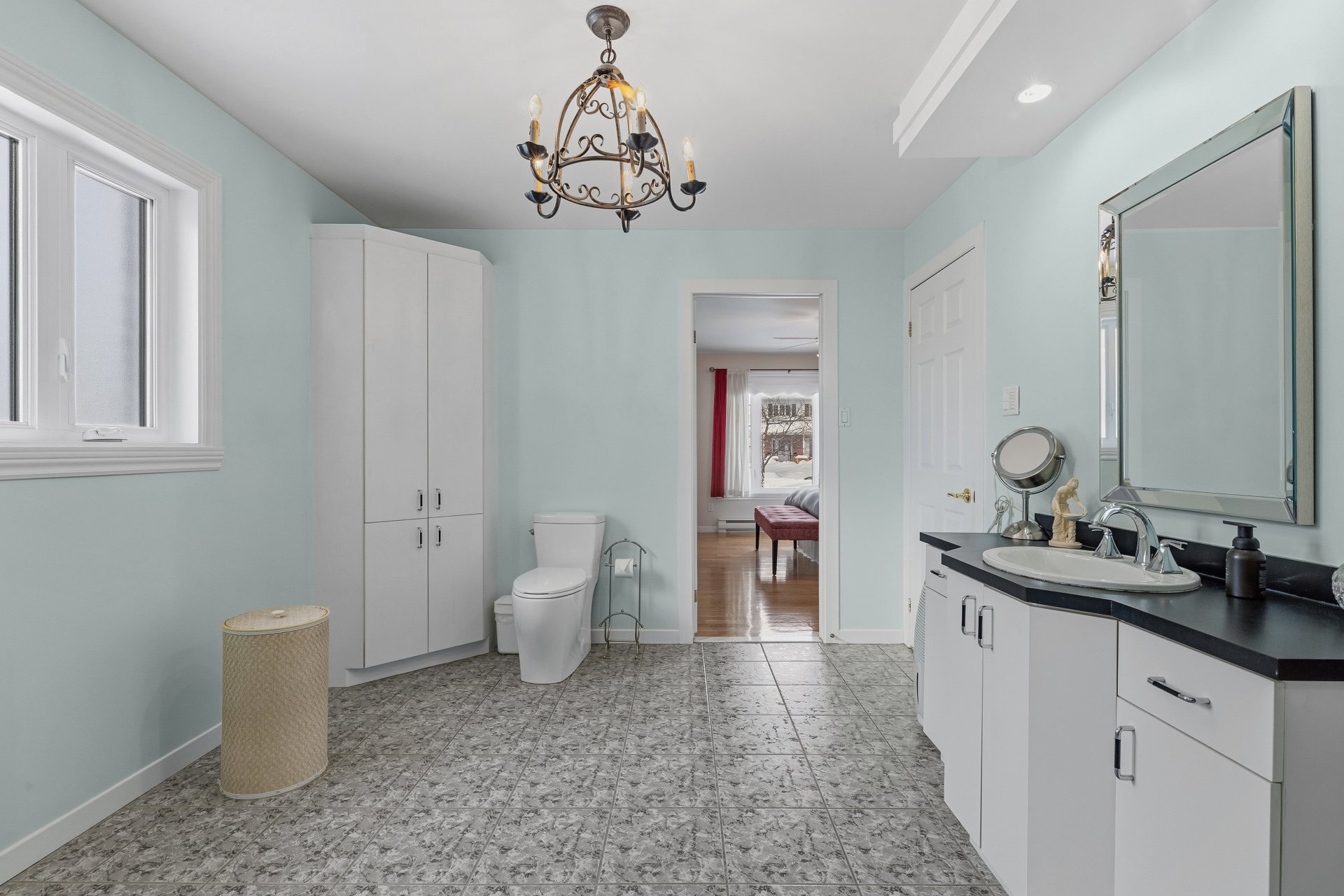 Salle de bains attenante à la CCP