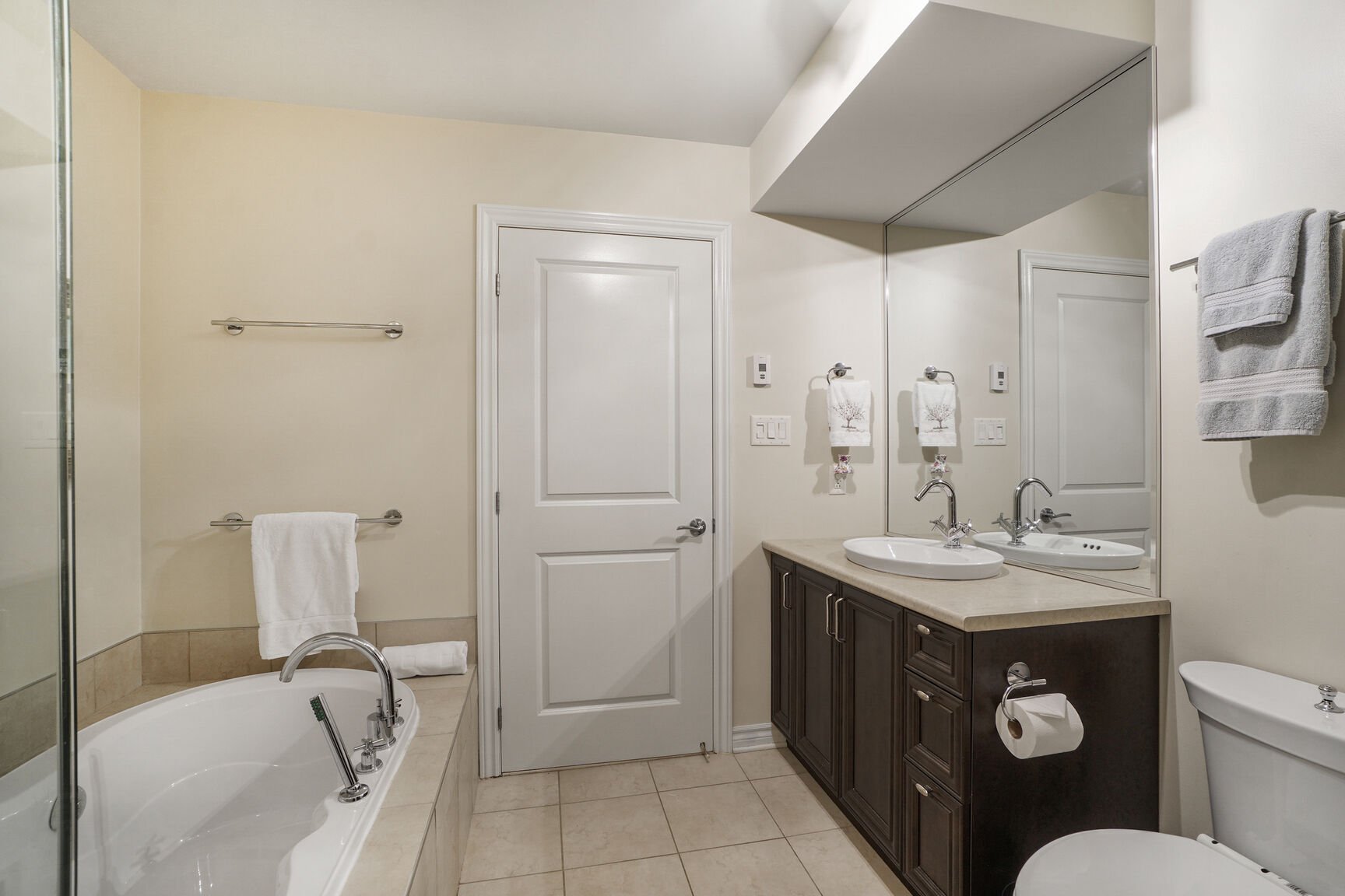 Salle de bains attenante à la CCP