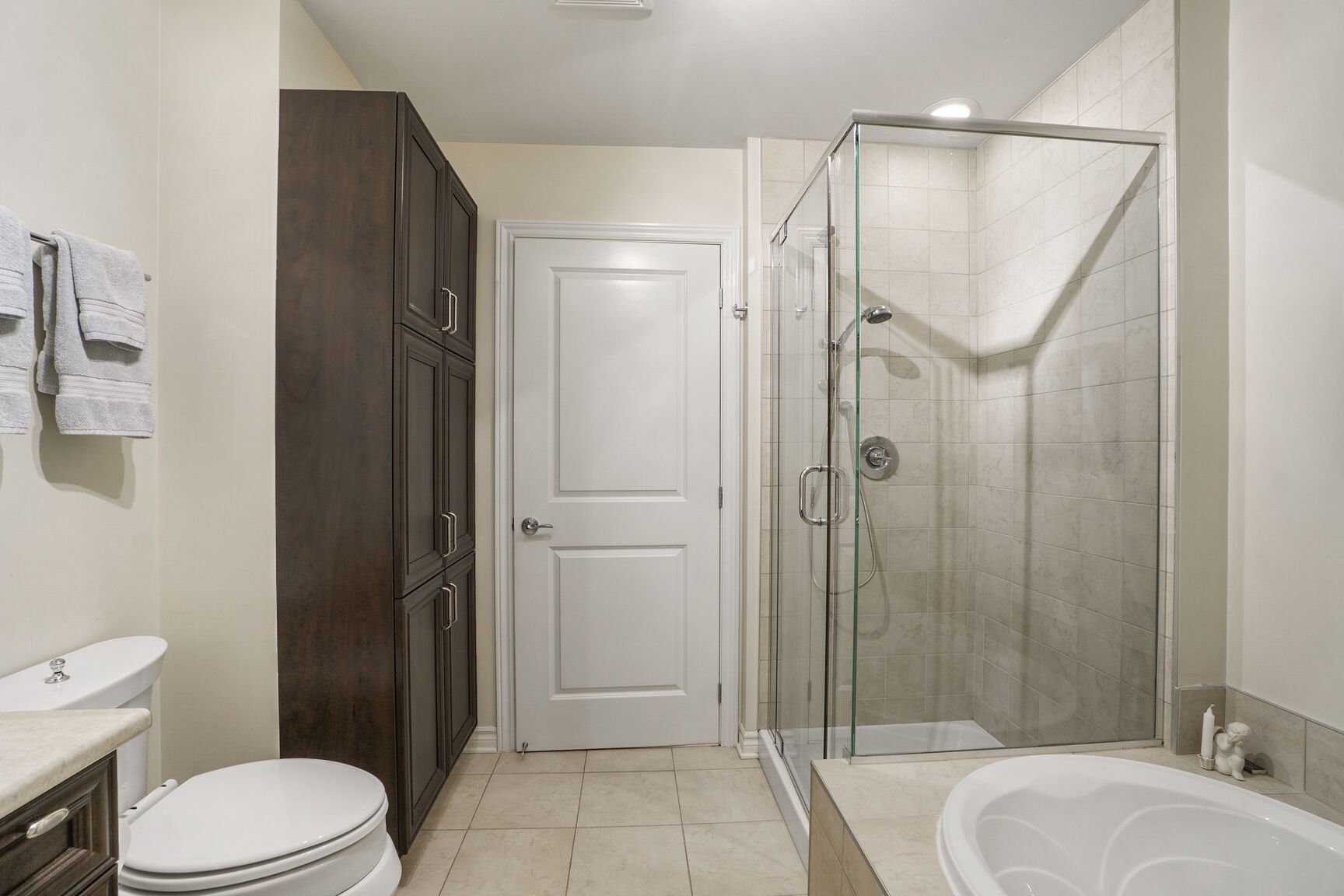 Salle de bains attenante à la CCP