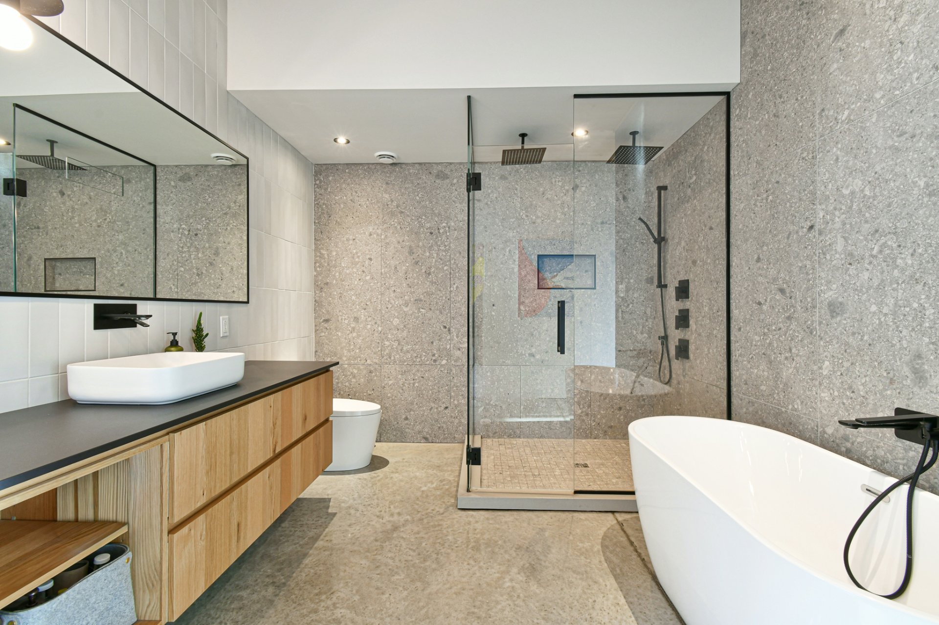 Salle de bains attenante à la CCP