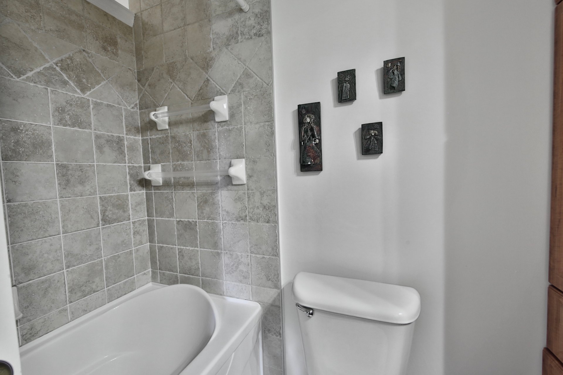 Salle de bains attenante à la CCP