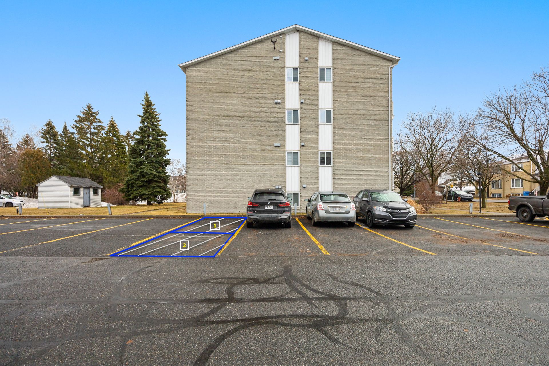 2 Stationnements Extérieur Tandem