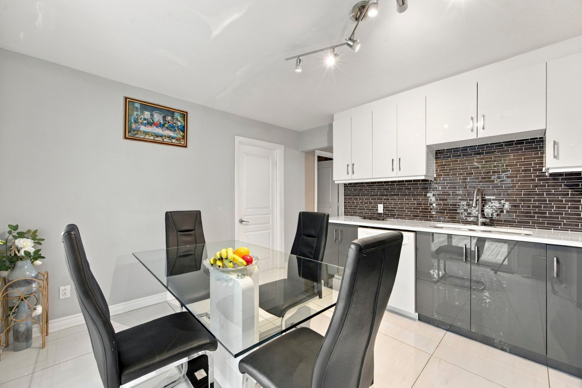 Ground floor (12732)