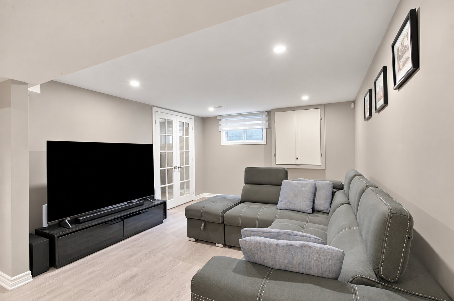 Basement bachelor