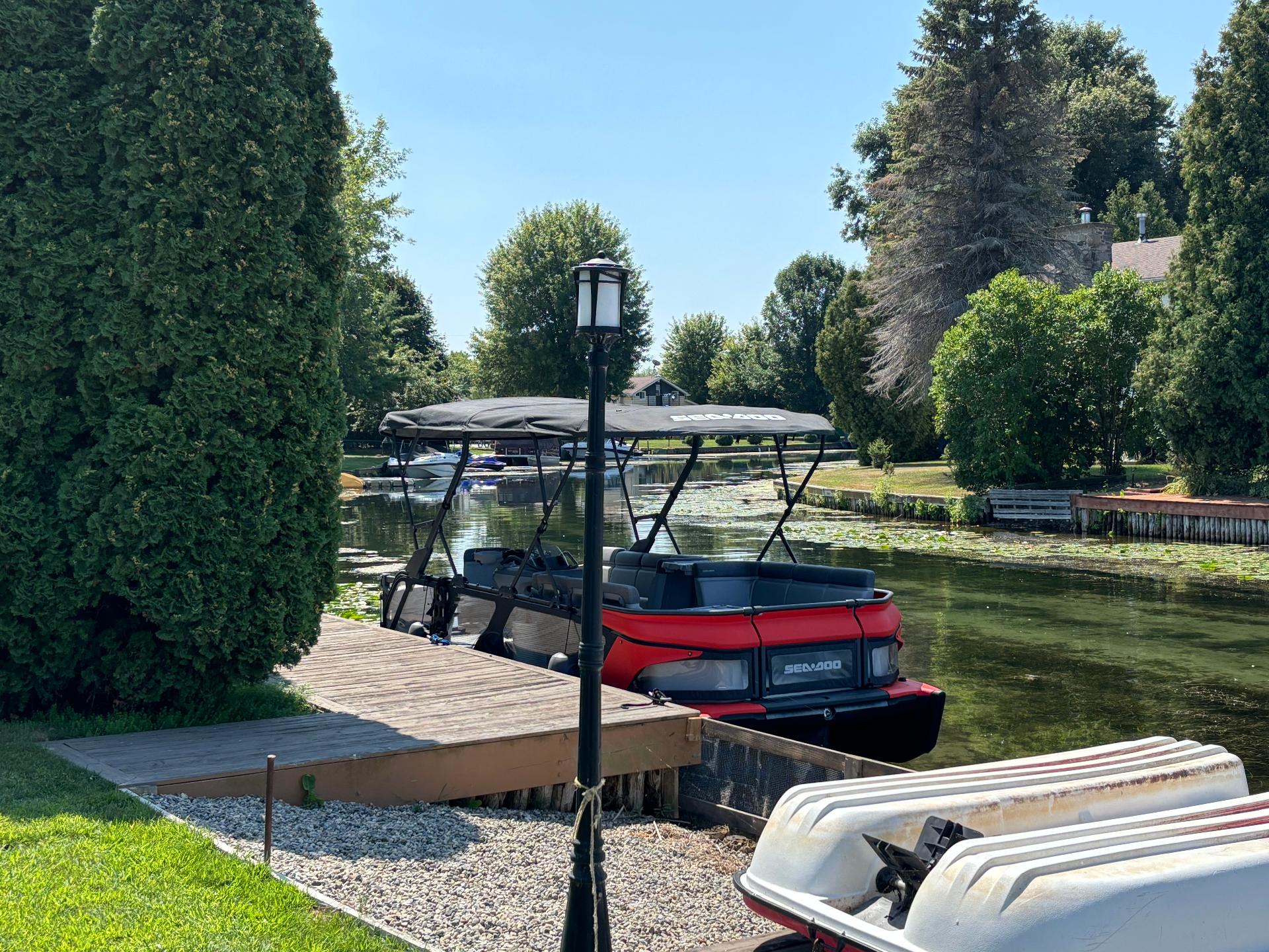 Accès au plan d'eau