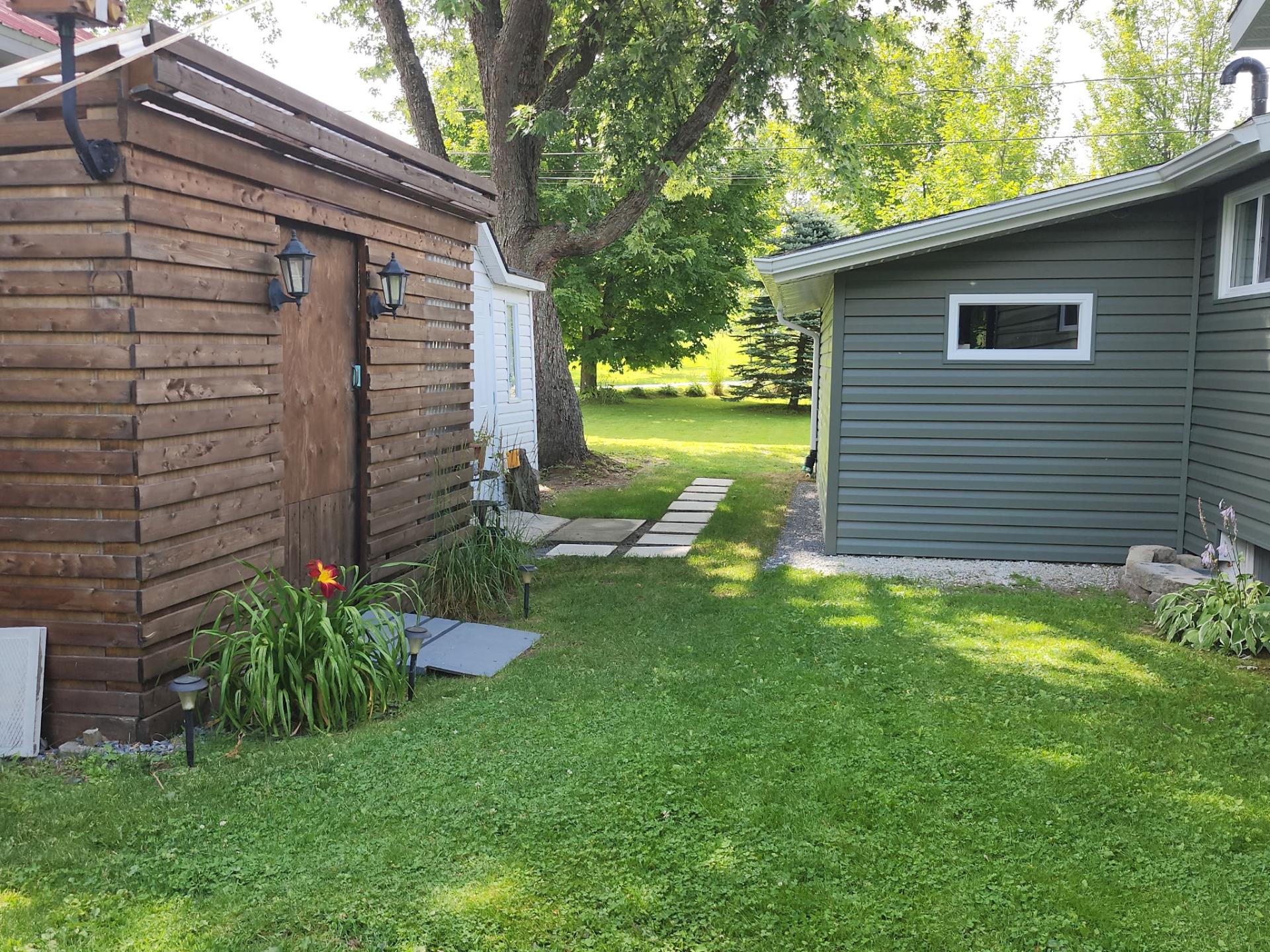 Land/Lot