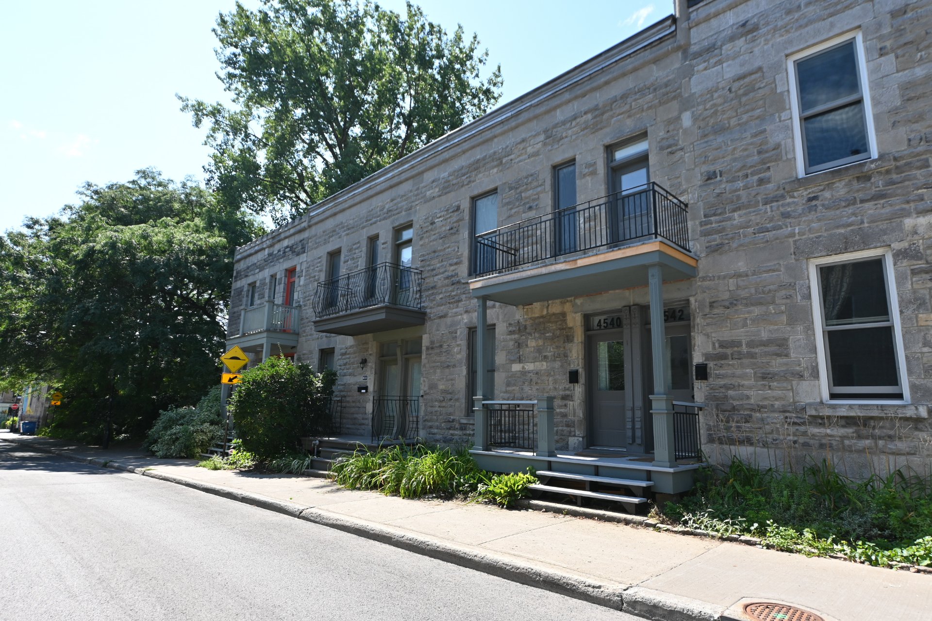 Façade