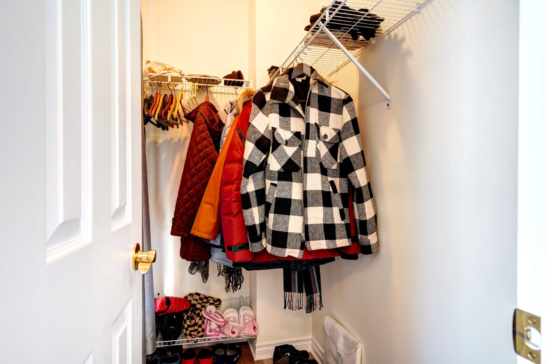 Walk-in closet