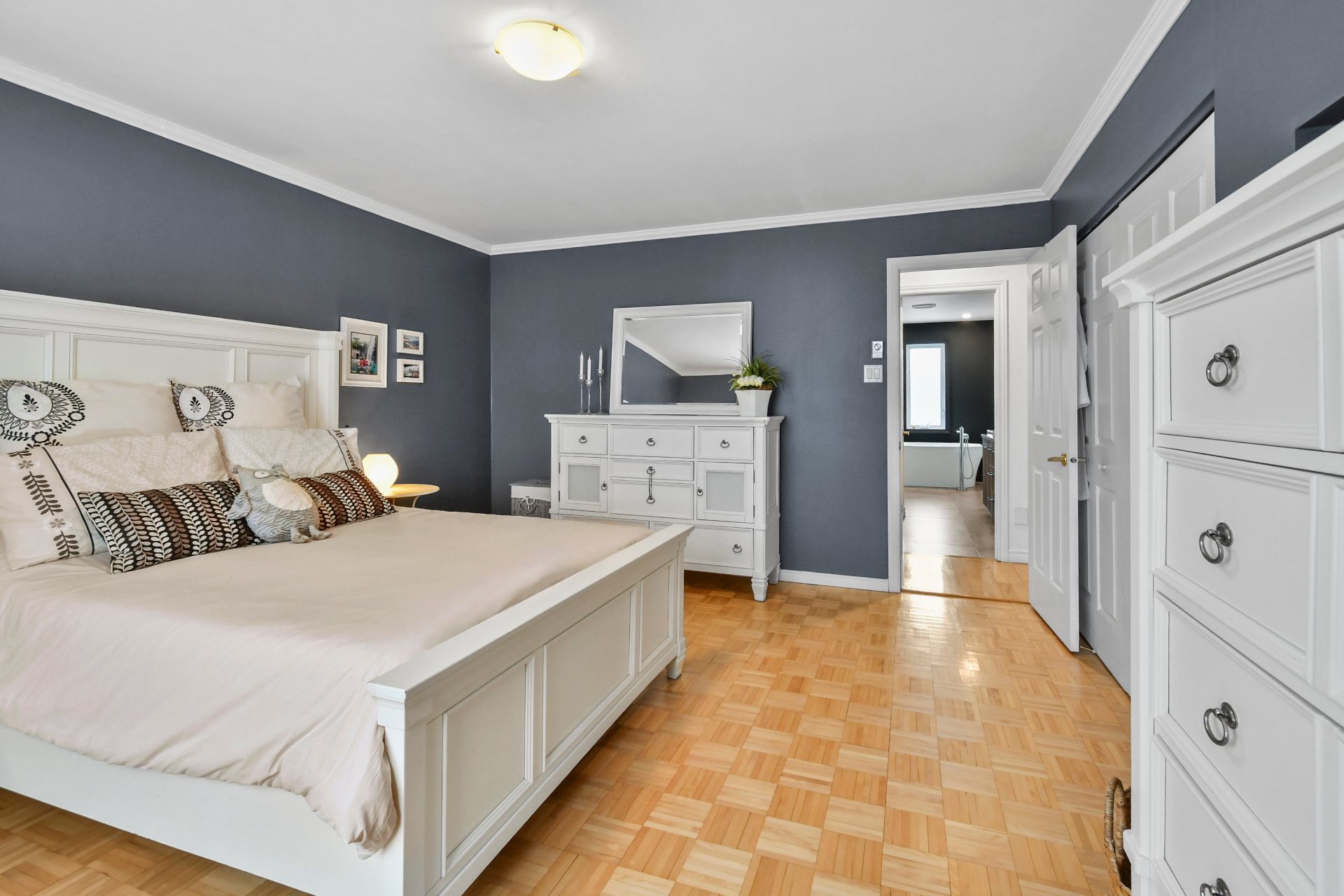 Chambre à coucher principale