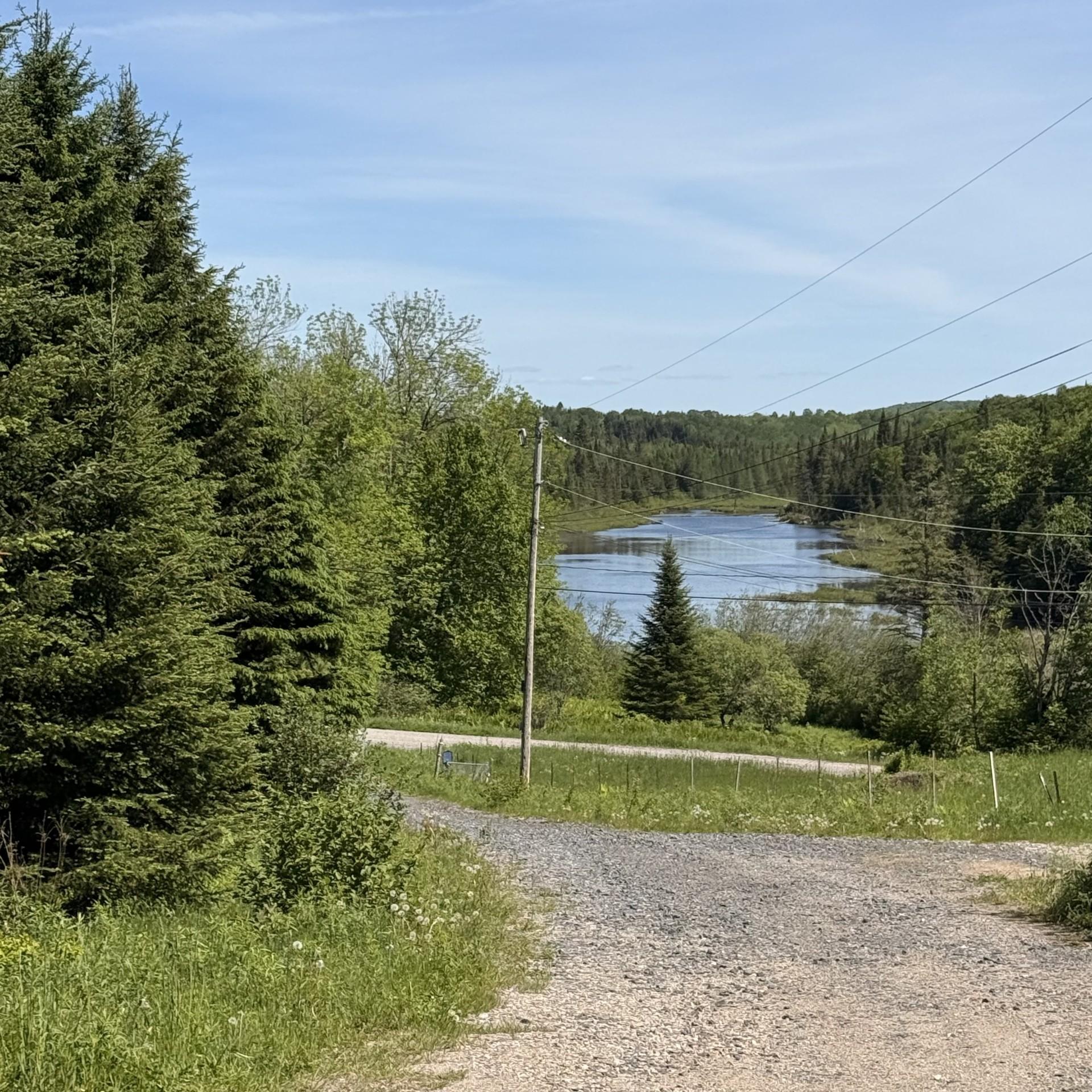 Vue sur l'eau