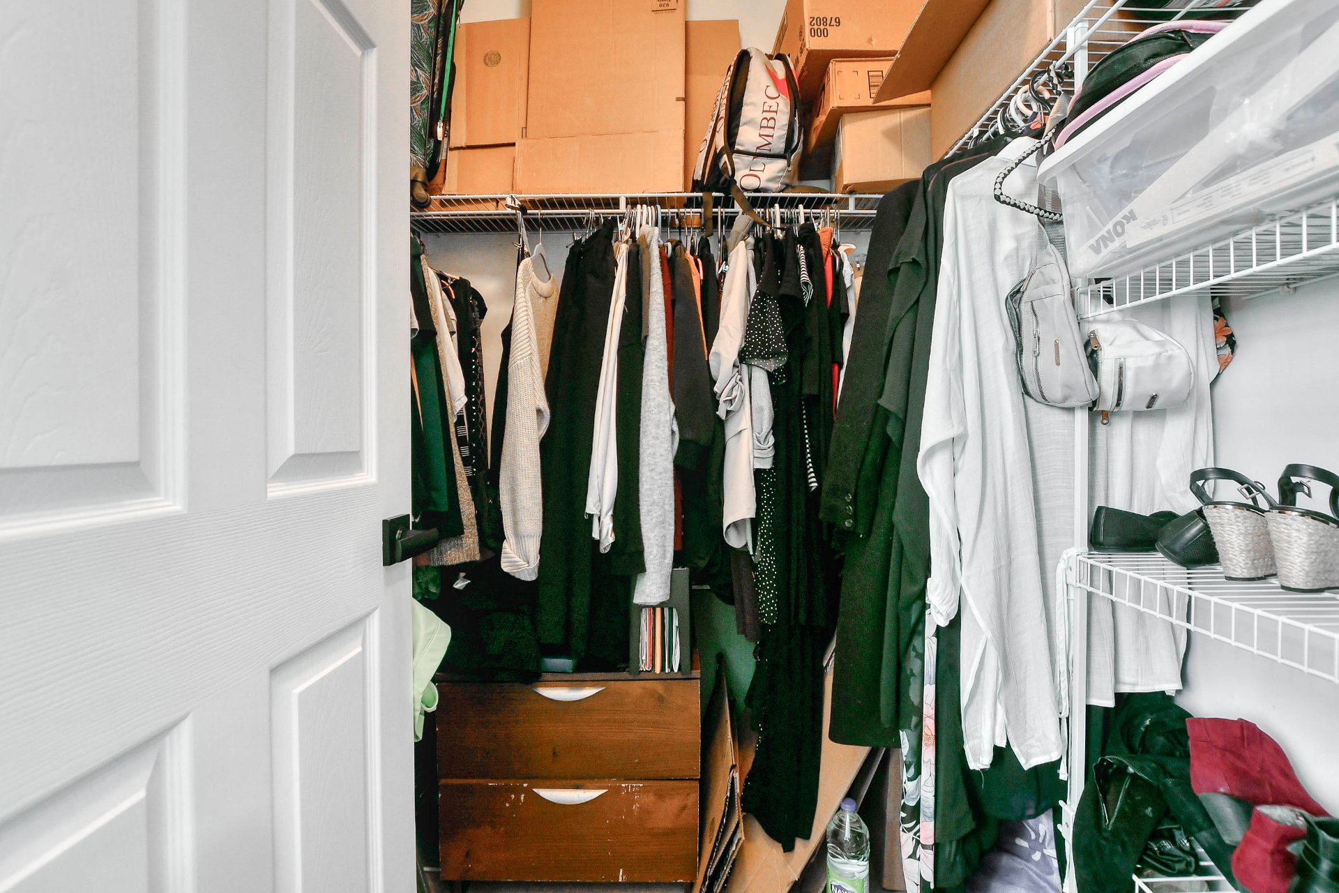 Walk-in closet
