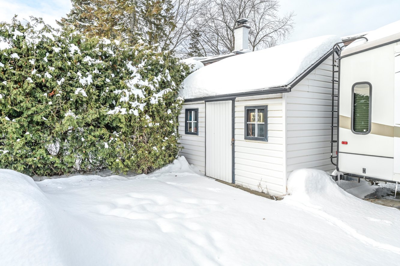 Shed