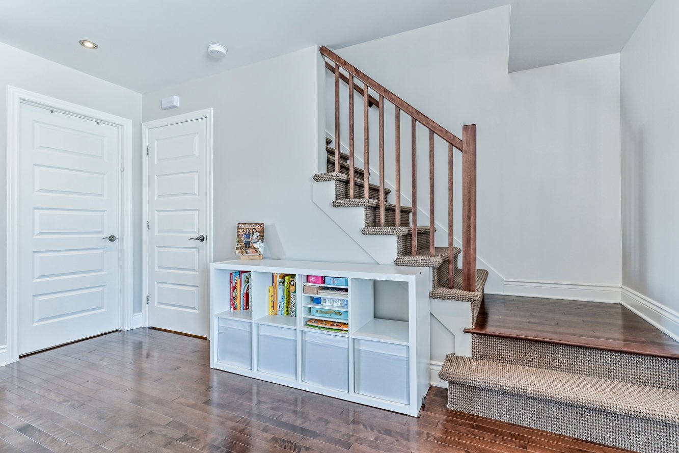 Porte vers le sous-sol