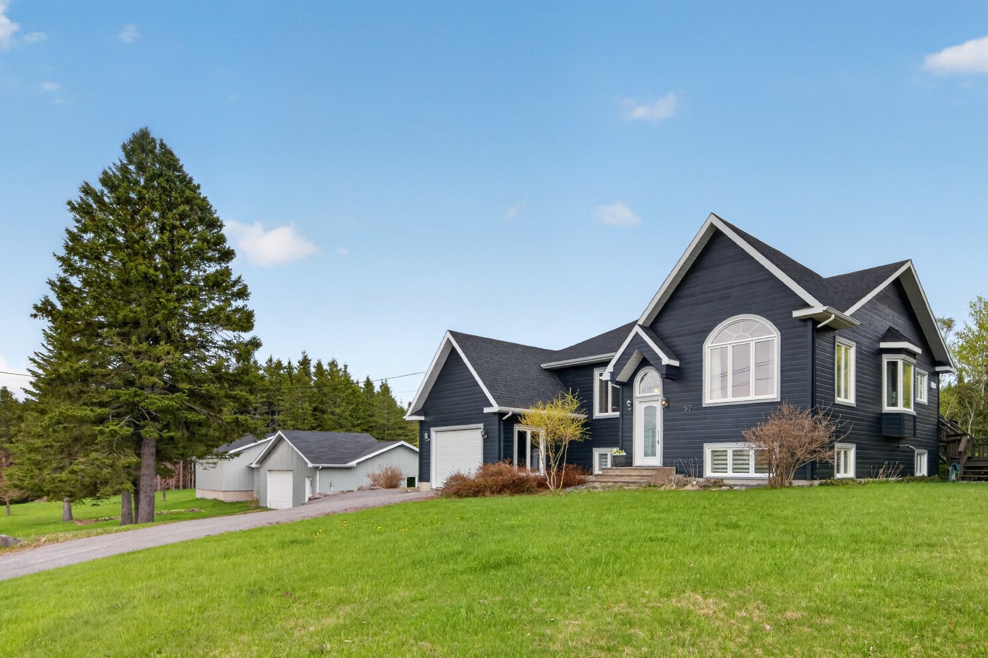 Magnifique propriété construite en 2001