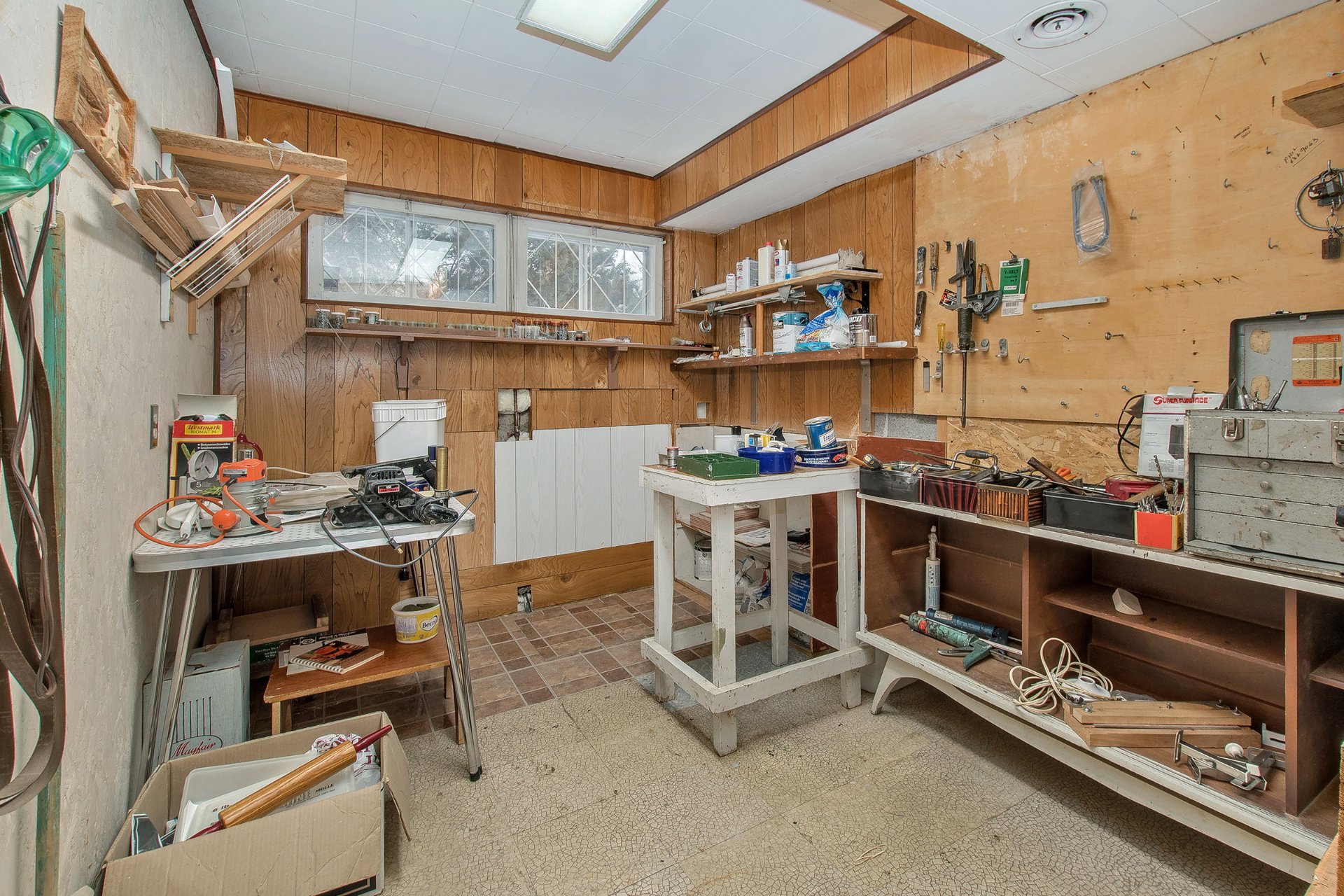 pouvant être une chambre sans garde-robe