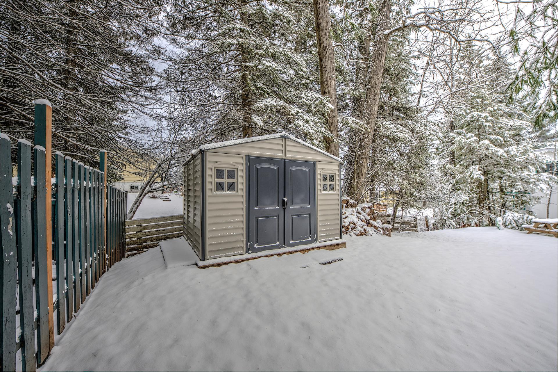 Shed