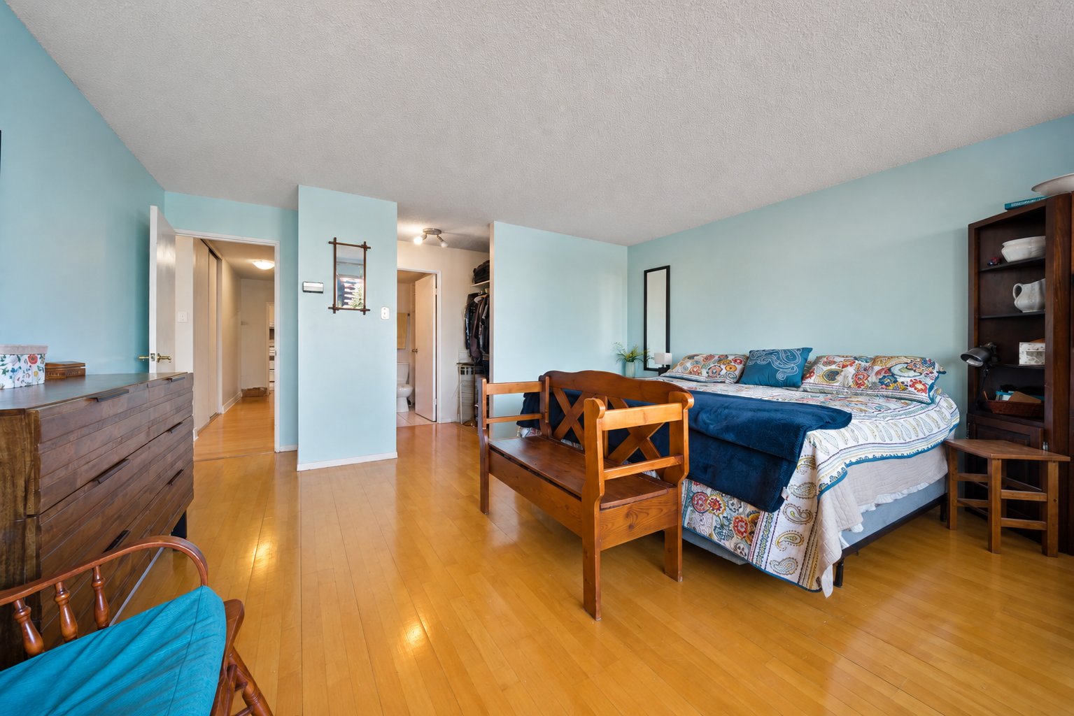 Primary bedroom