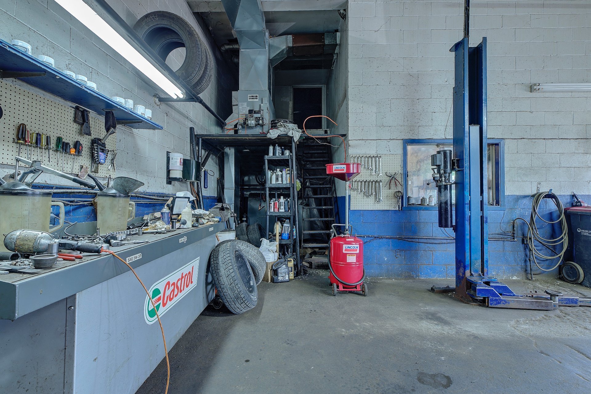 Garage
