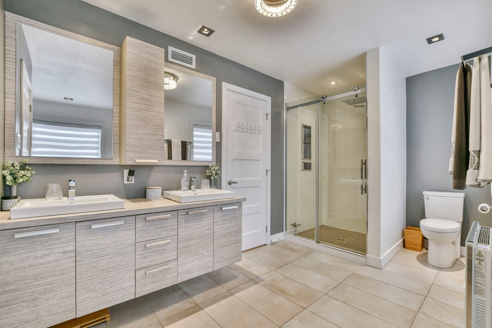 Salle de bains attenante à la CCP