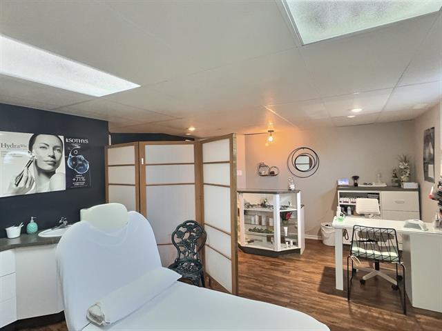 Salon