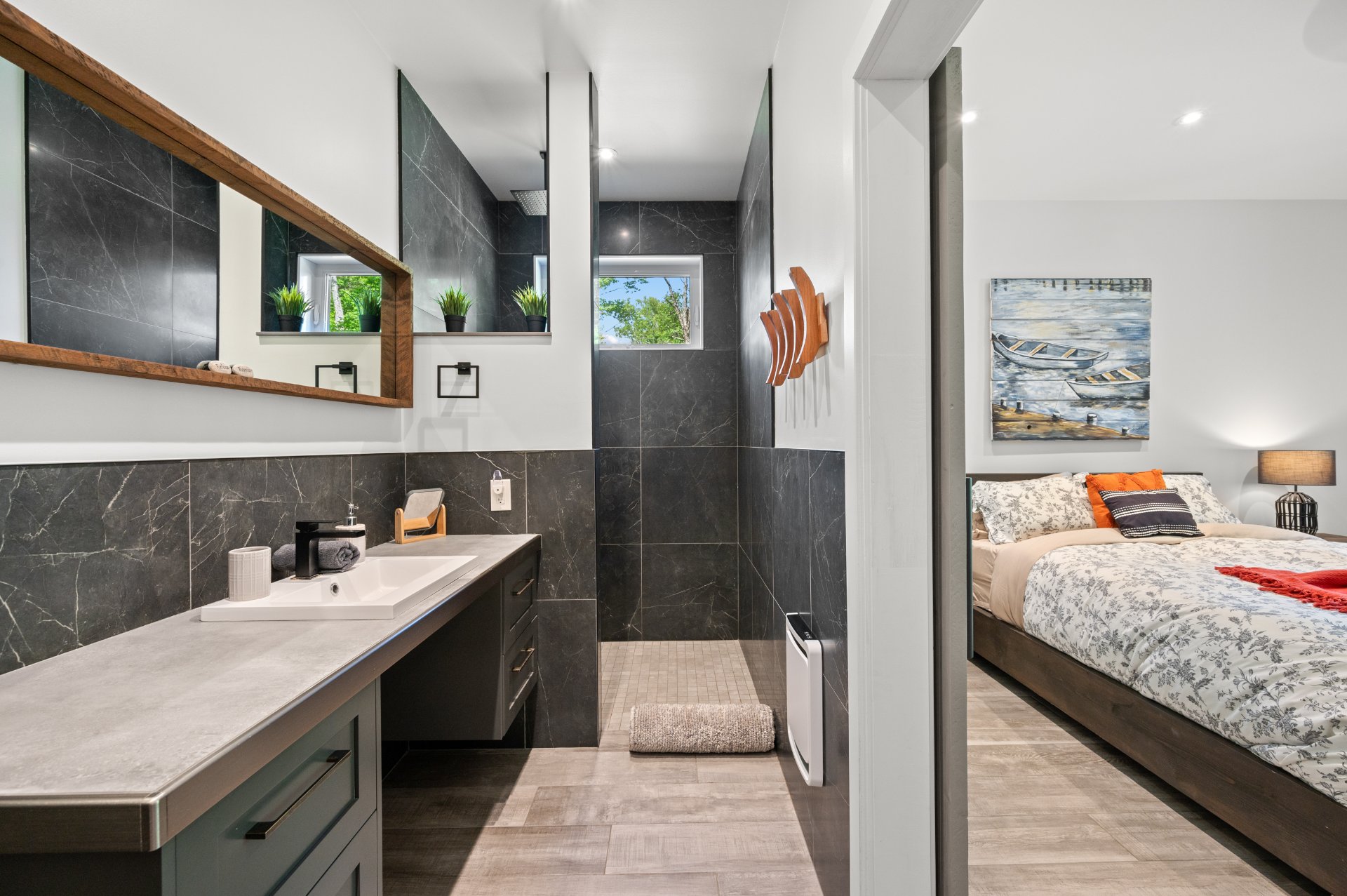 Ensuite bathroom