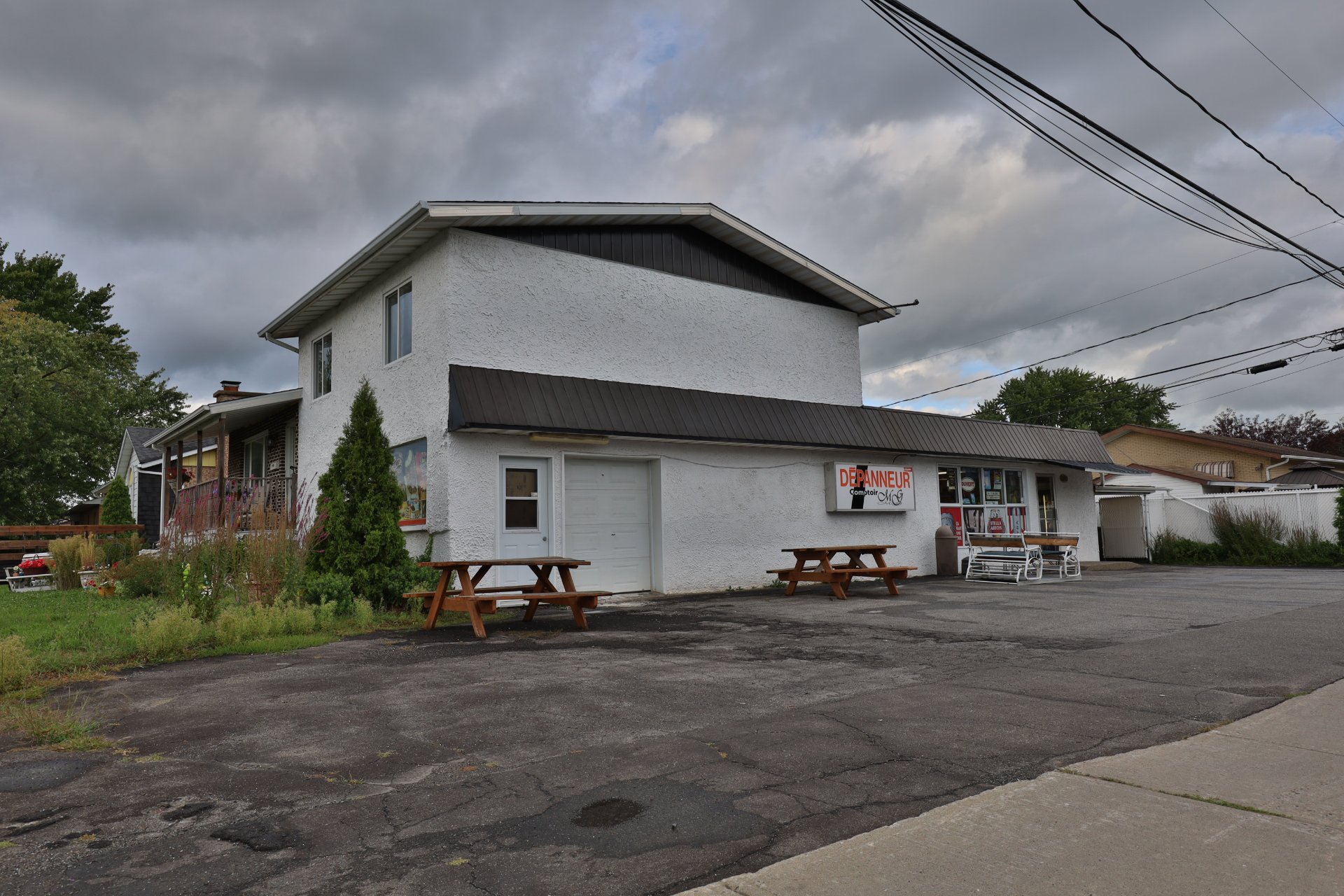 Dépanneur