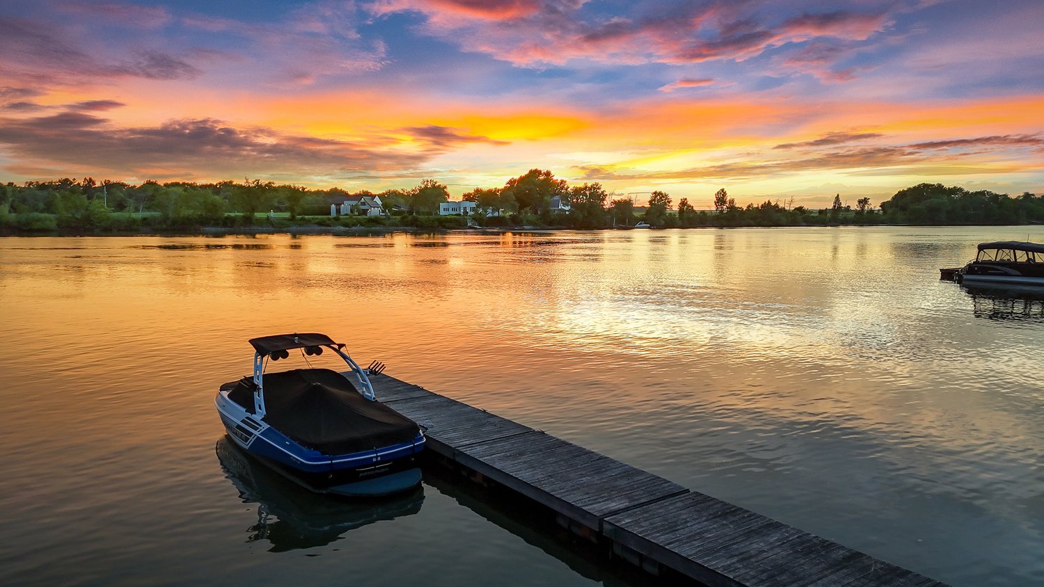 Access to a body of water