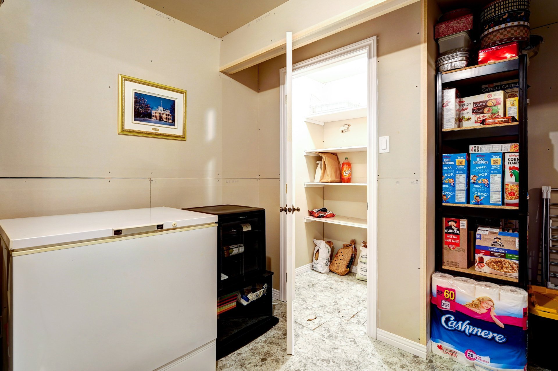 Cave/ chambre froide
