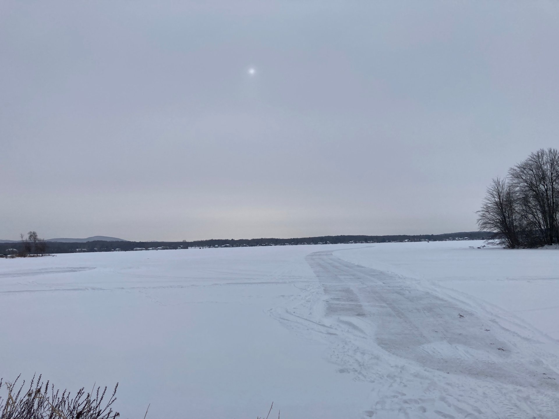 Accès au plan d'eau